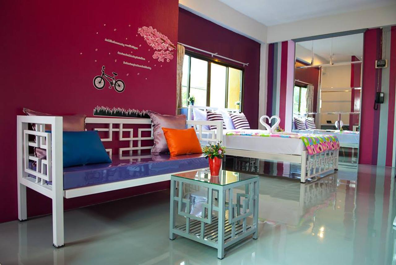 Hostel Buorana Chonburi Zewnętrze zdjęcie