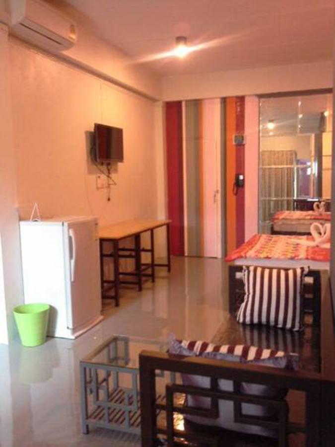 Hostel Buorana Chonburi Zewnętrze zdjęcie