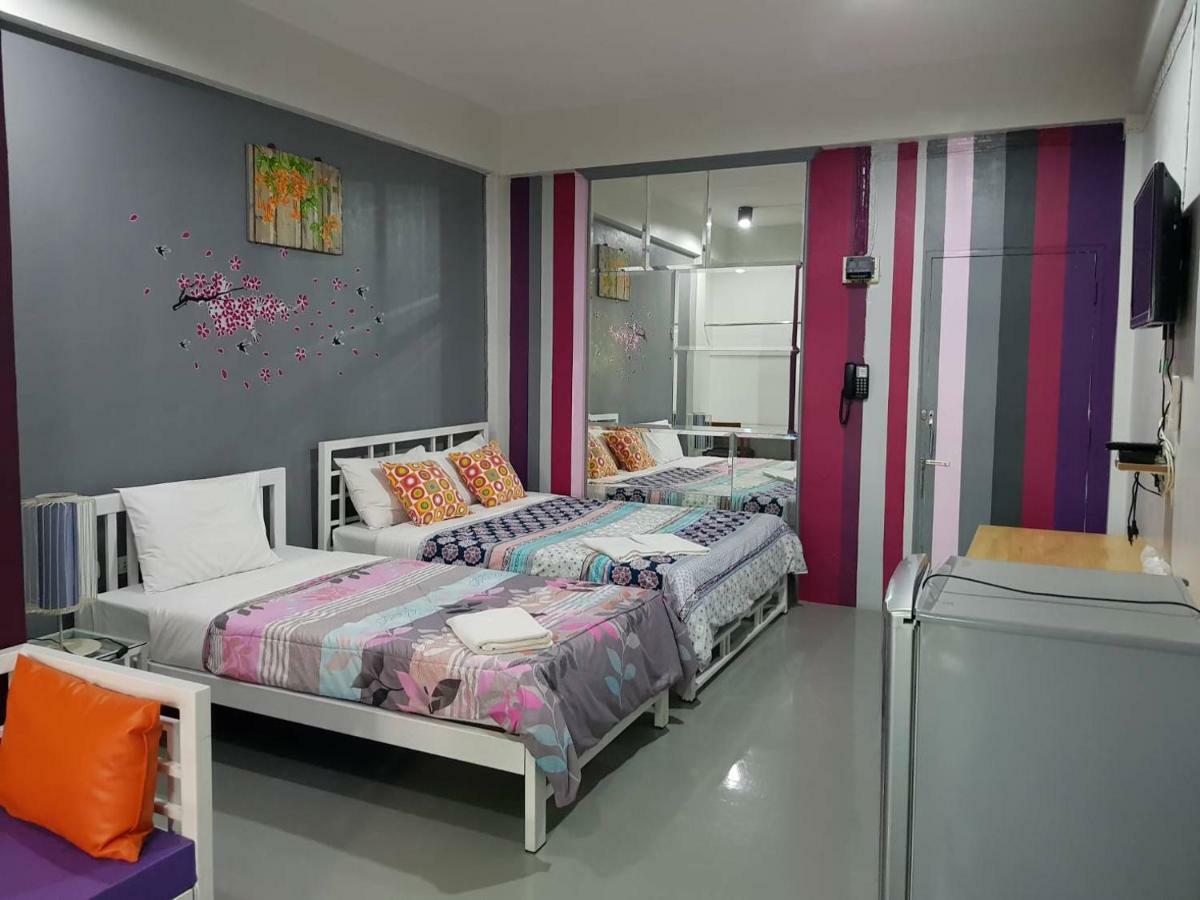 Hostel Buorana Chonburi Zewnętrze zdjęcie